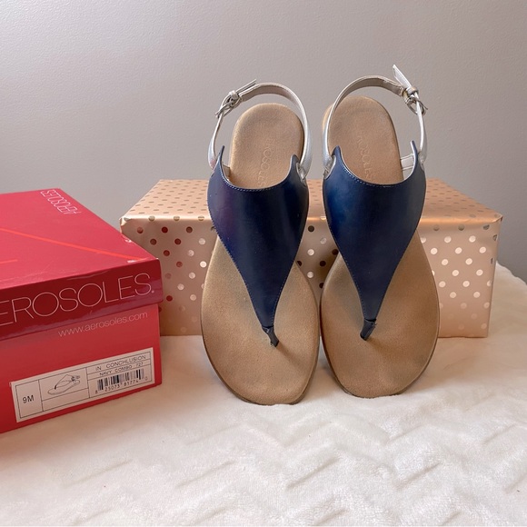 Aerosoles - In Conchlusion Sandals - Picture 2 of 3